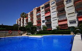 Torremolinos Beach 2 Bedrooms With Terrace And Pool